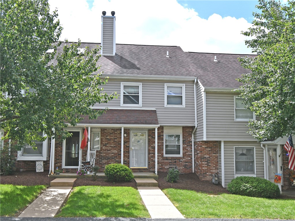 Exterior of 107 Old Village Ln, Bethel Park, PA 15102