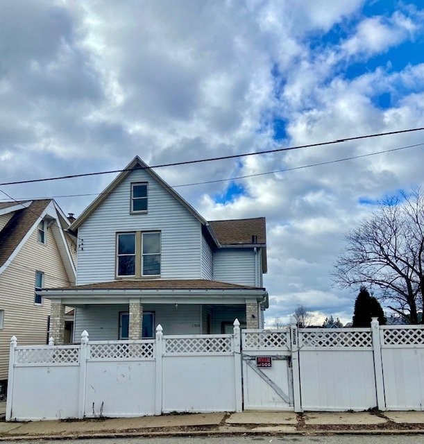 Exterior of 2510 Cleveland St, Mckeesport, PA 15132