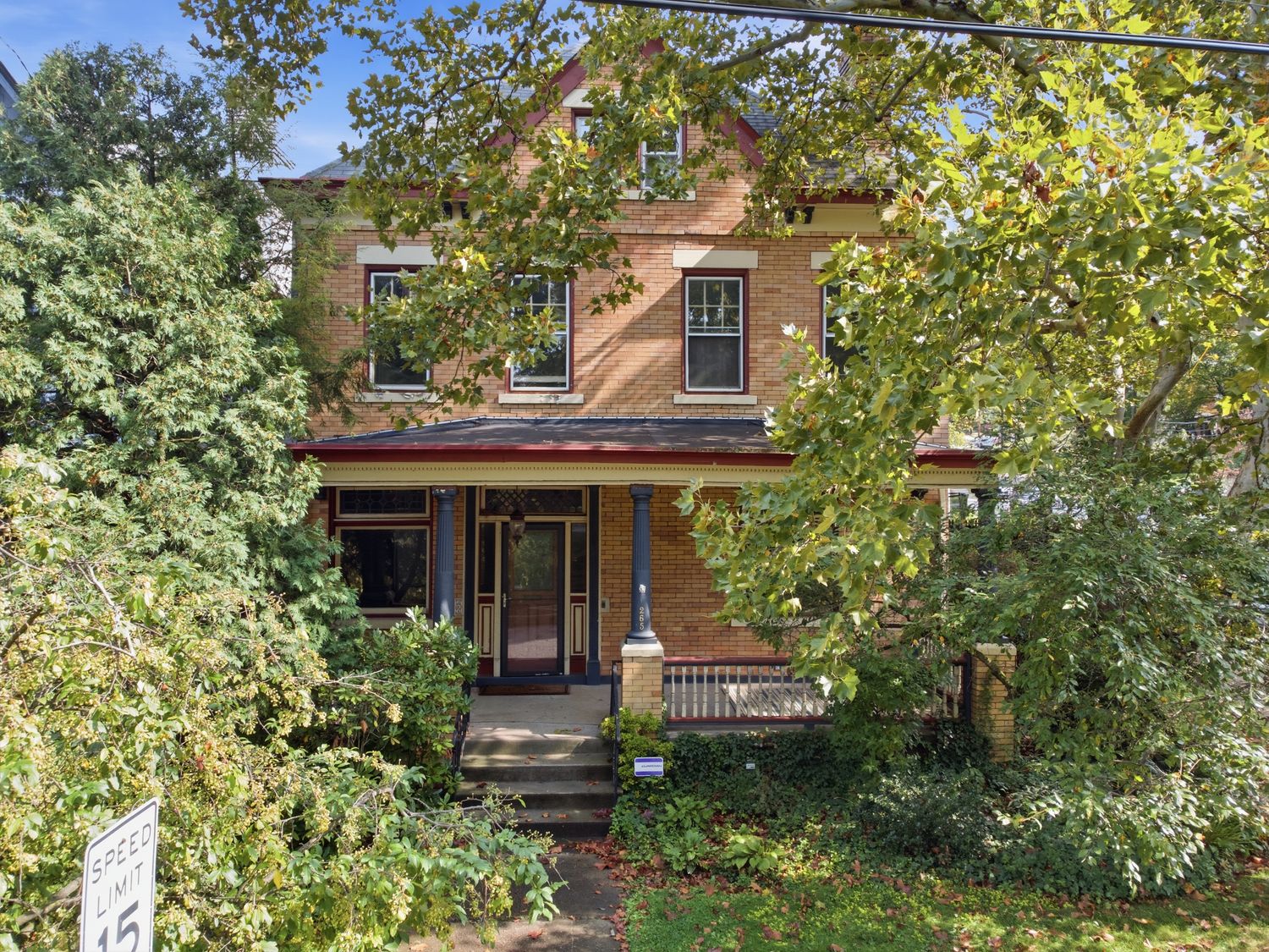 Exterior of 265 Maple Avenue, Pittsburgh, PA 15218