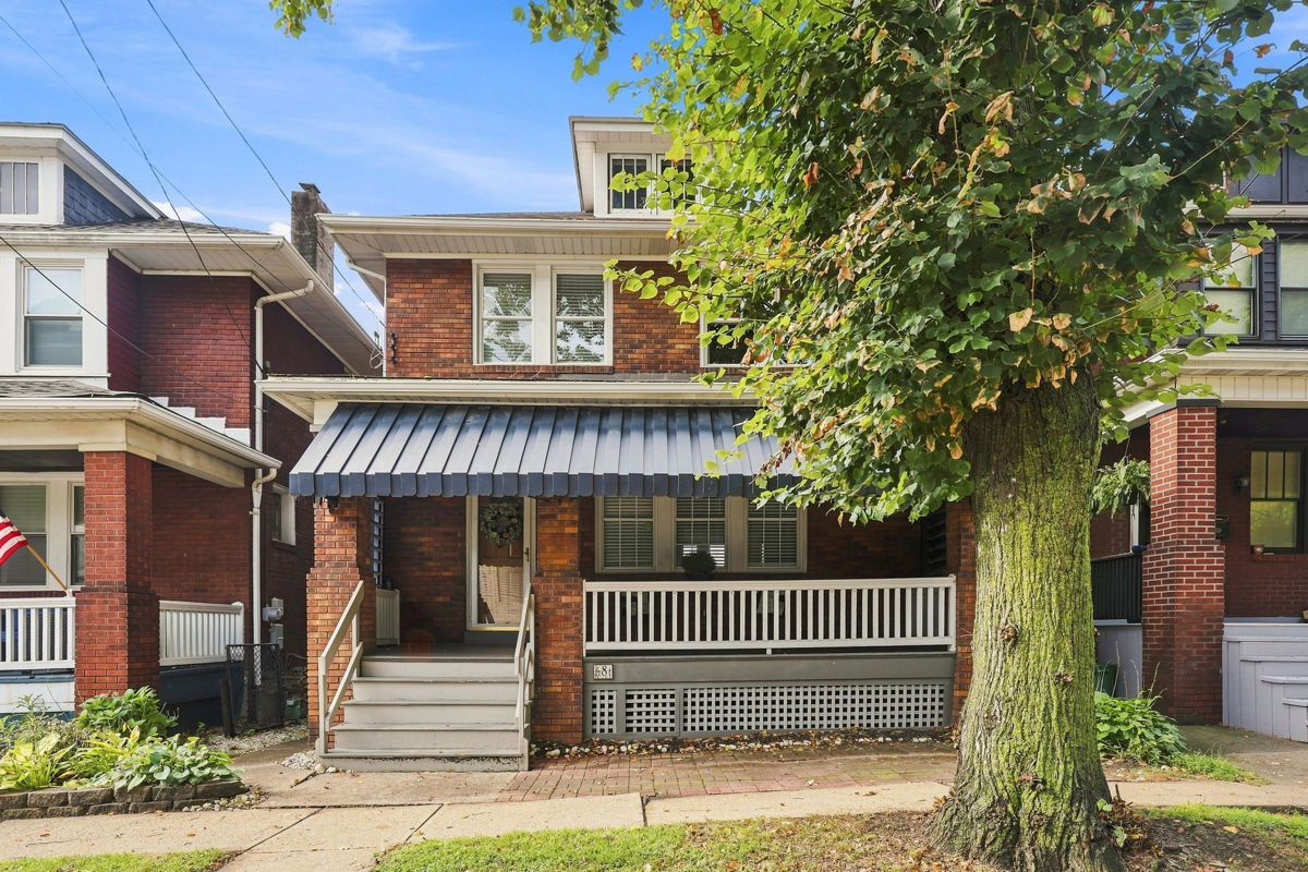 Exterior of 8 5th STREET, Pittsburgh, PA 15215