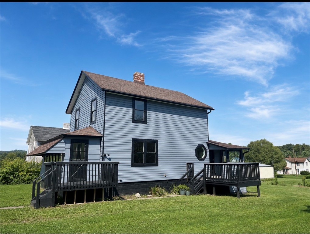 Exterior of 531 5th Avenue, Avonmore, PA 15618