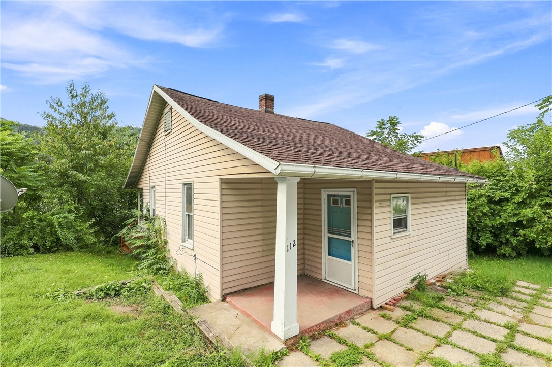 Exterior of 112 Oakland Avenue, Johnstown, PA 15902