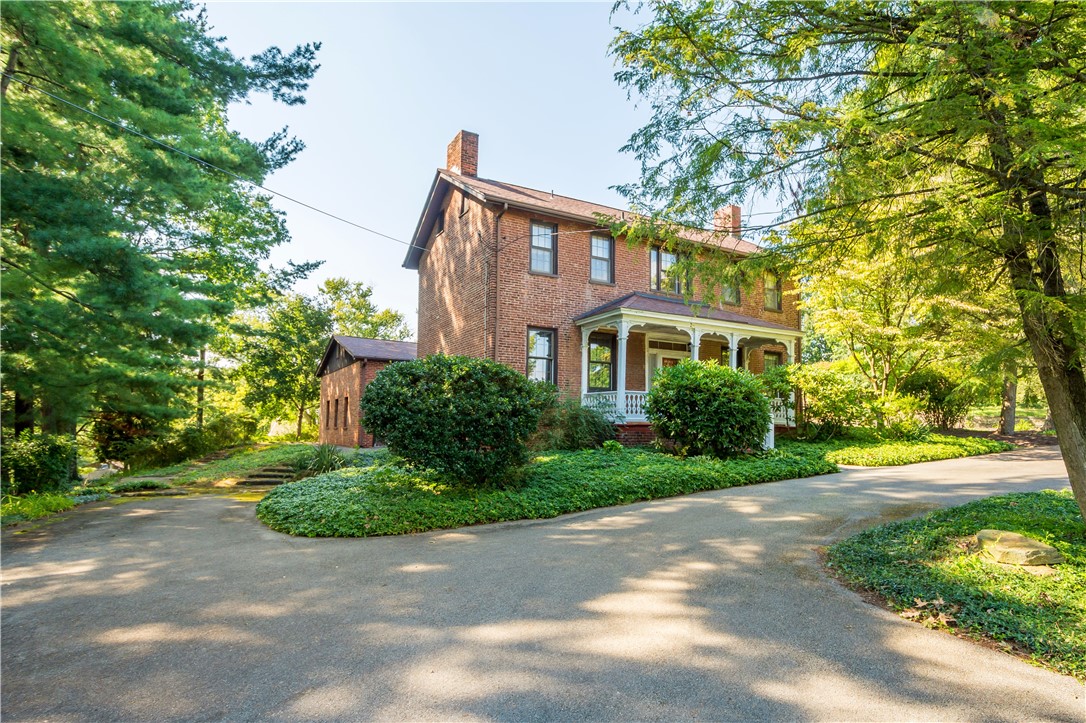 Exterior of 2430 SOUTHVUE DRIVE, Pittsburgh, PA 15241