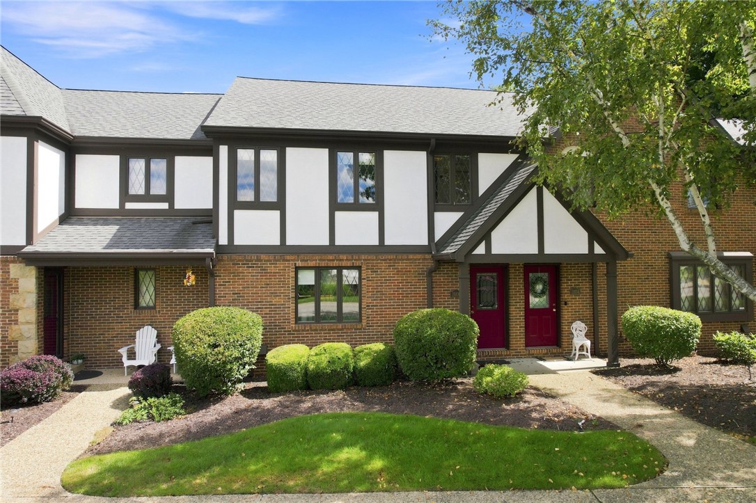 Exterior of 1606 Stone Mansion Dr, Sewickley, PA 15143