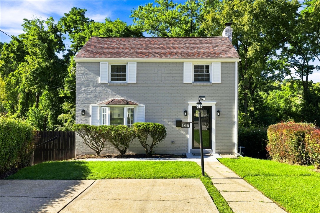 Exterior of 1227 Circle Dr, Pittsburgh, PA 15221
