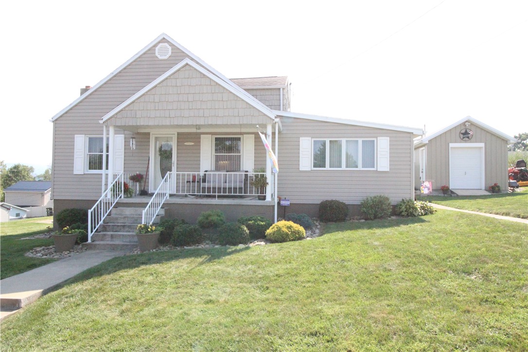 Exterior of 1004 N Chestnut, Uniontown, PA 15401