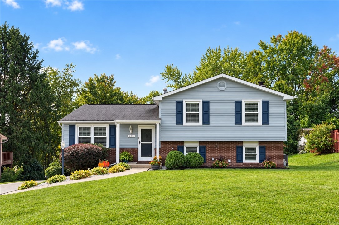Exterior of 217 Scottsdale Dr, Coraopolis, PA 15108