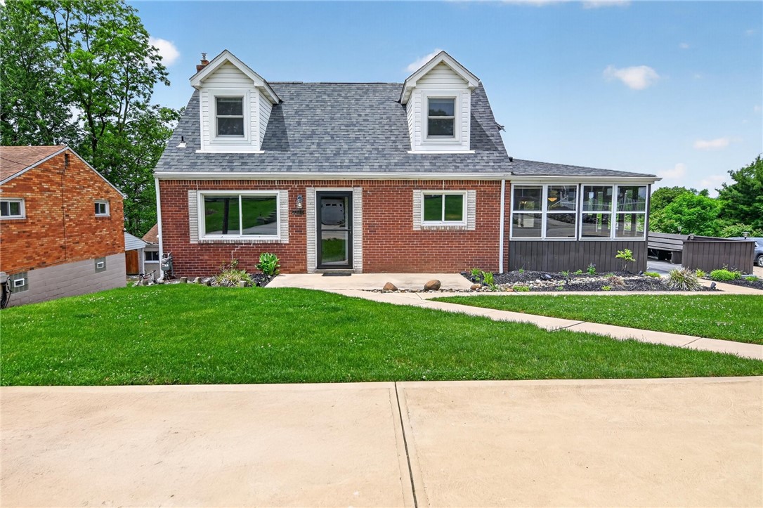 Exterior of 3360 MCROBERTS RD, Pittsburgh, PA 15234