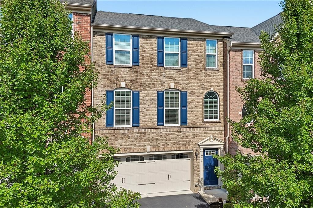 Exterior of 924 Bell DRIVE, Wexford, PA 15090
