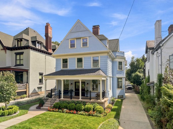 Exterior of 4724 Wallingford St, Pittsburgh, PA 15213