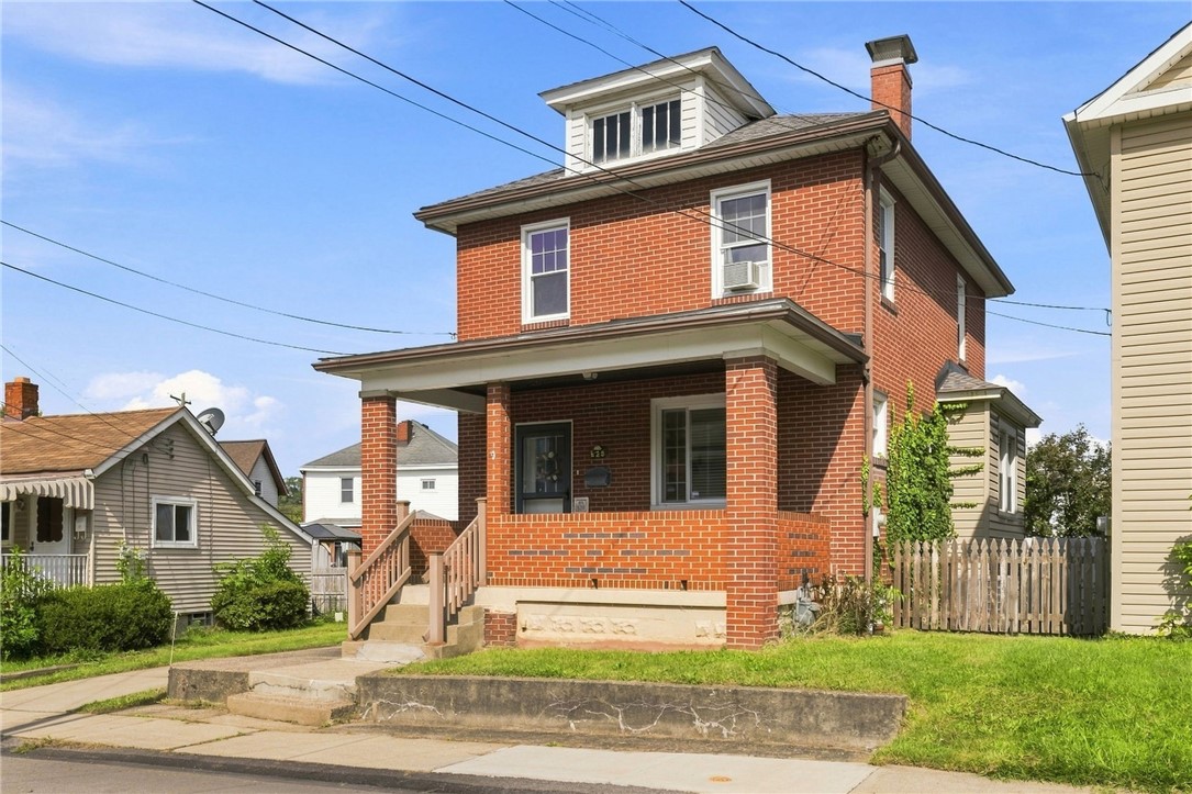 Exterior of 528 Flynn Avenue, Carnegie, PA 15106