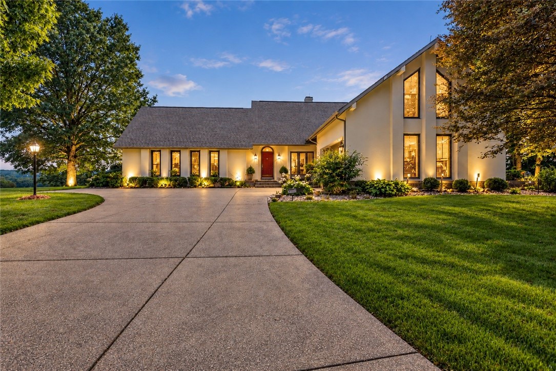 Exterior of 606 Fairwinds Ct, Greensburg, PA 15601