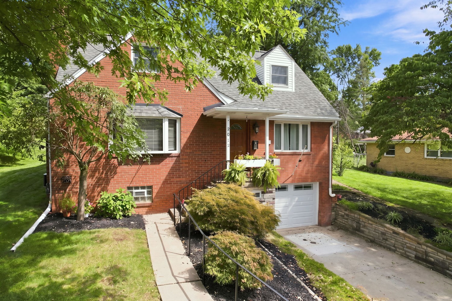 Exterior of 2312 Casswell DRIVE, Bethel Park, PA 15102