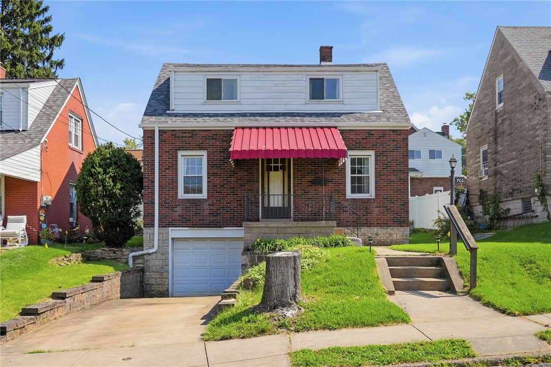 Exterior of 706 Chatsworth Ave, Pittsburgh, PA 15202