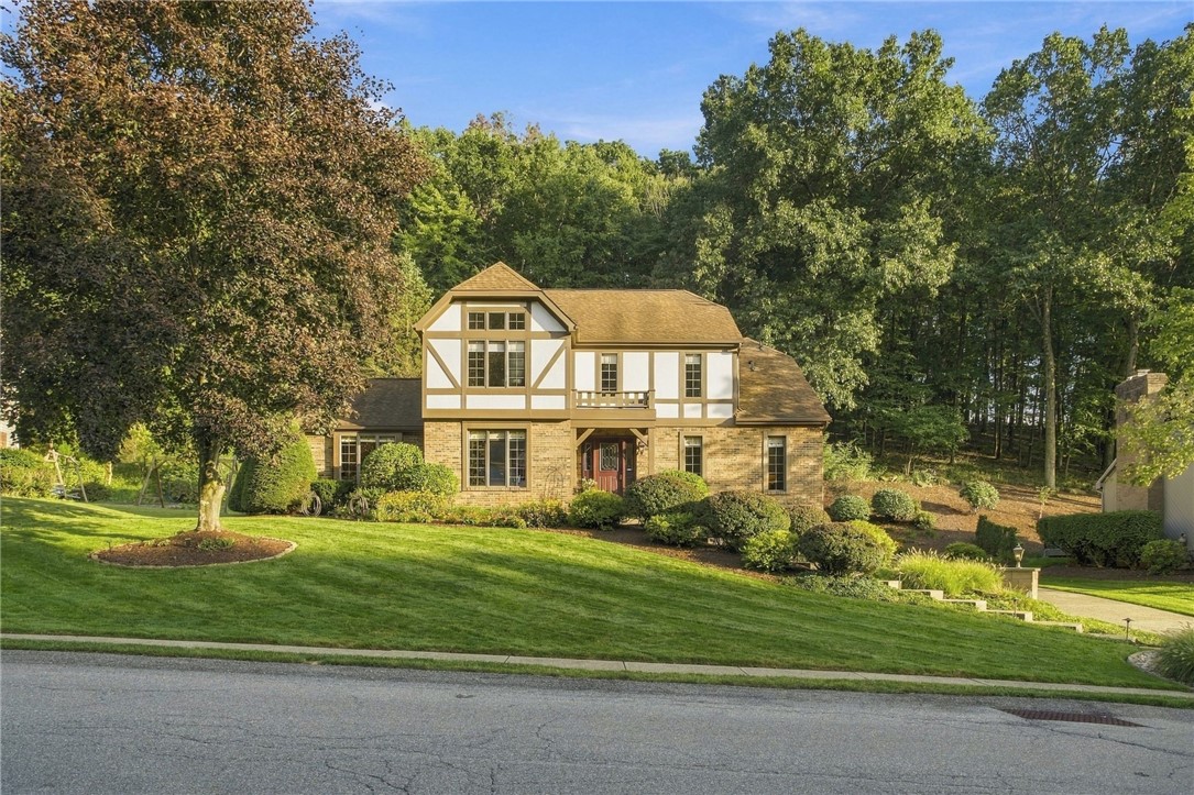 Exterior of 1213 Country Oak Dr, Wexford, PA 15090
