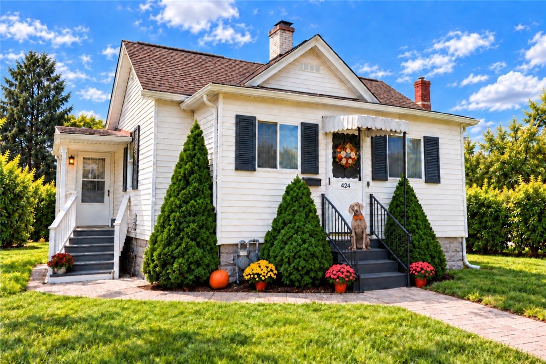 Exterior of 424 Scottdale Ave, Scottdale, PA 15683