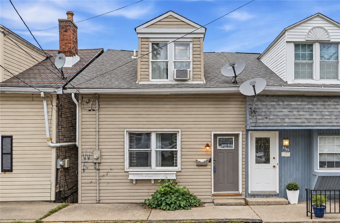 Exterior of 2323 Sierra St., Pittsburgh, PA 15203