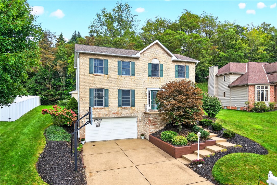 Exterior of 113 Rye Ct, Mckees Rocks, PA 15136
