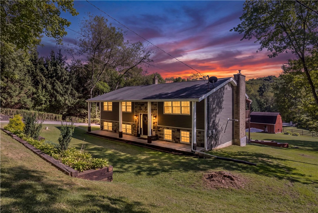 Exterior of 166 Old Glade Mill Rd, Valencia, PA 16059