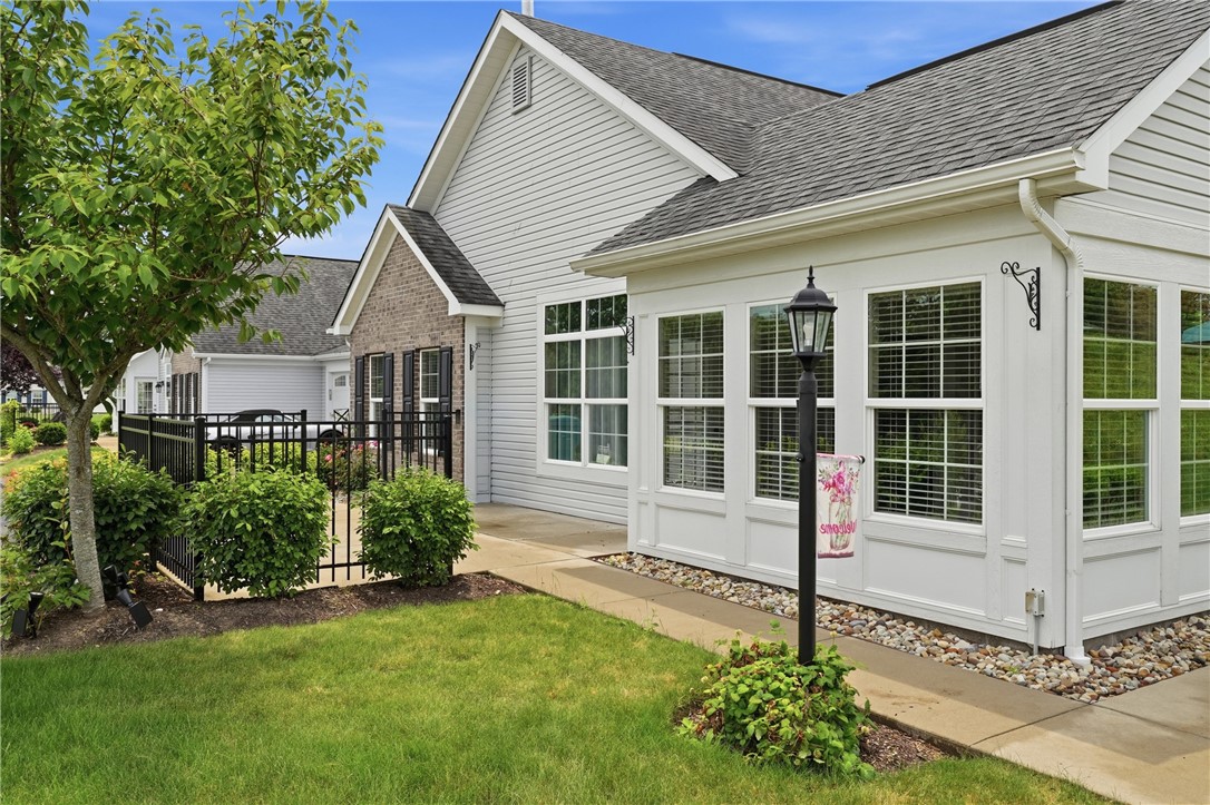 Exterior of 307 Spring Valley Drive, Zelienople, PA 16063