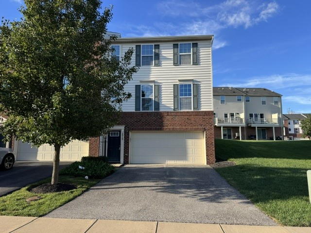 Exterior of 2010 Black Bear Way, Bridgeville, PA 15017