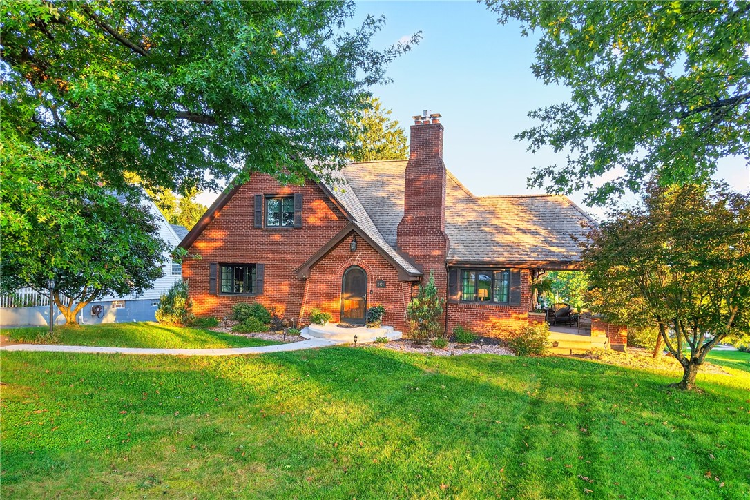 Exterior of 1421 4TH STREET, Monongahela, PA 15063