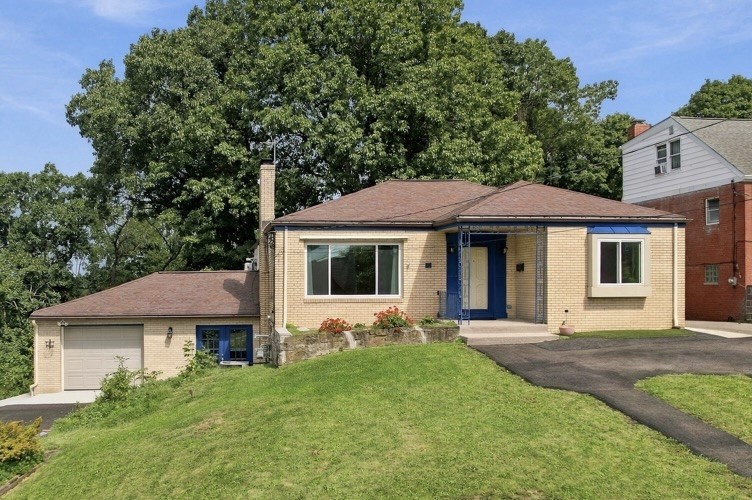 Exterior of 18 Solar Dr, Ambridge, PA 15003