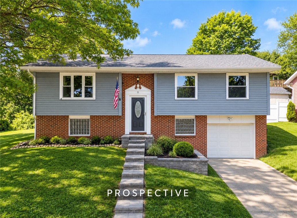 Exterior of 11 Pine St, Washington, PA 15301