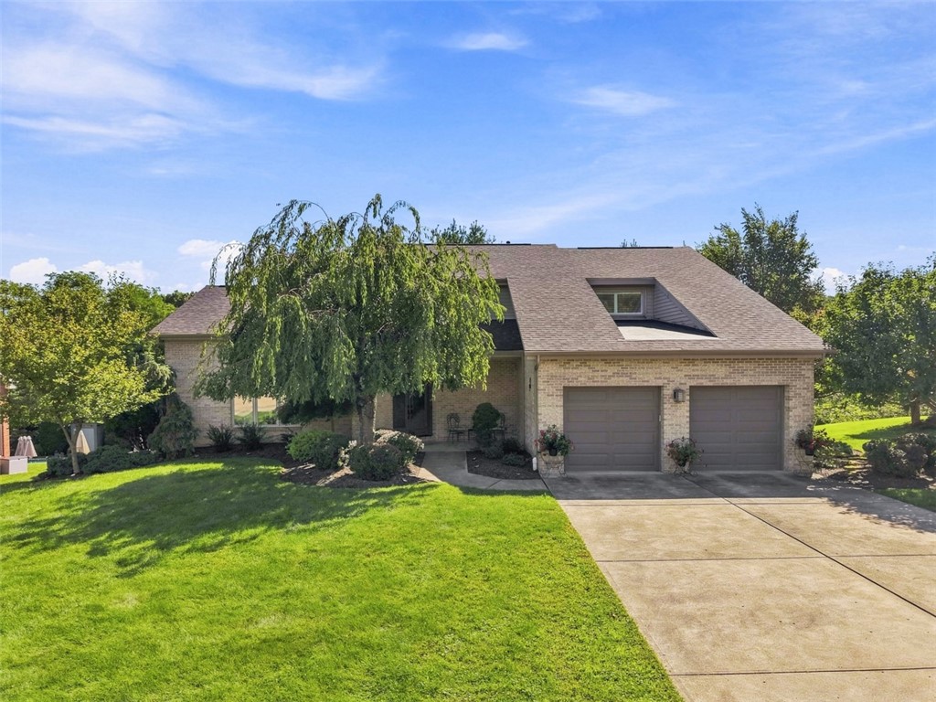 Exterior of 106 Sandlewood Dr, Mcdonald, PA 15057