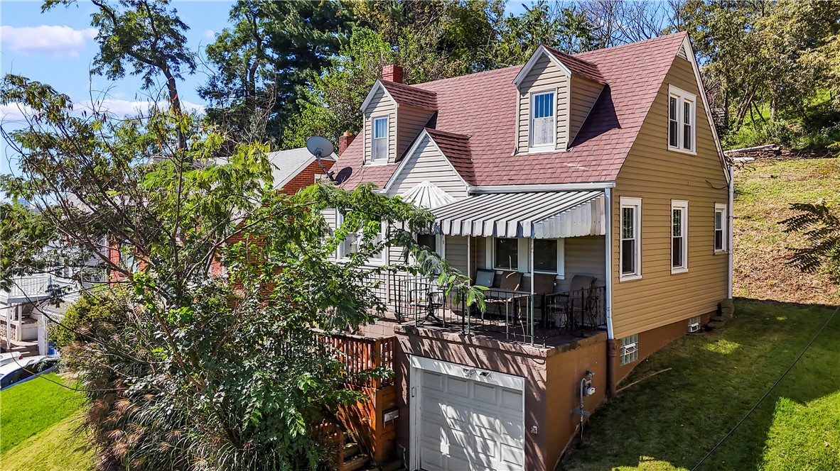 Exterior of 1711 Leister St, PA 15212