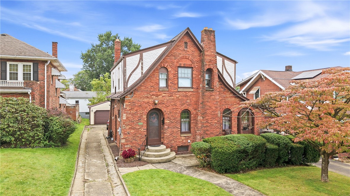 Exterior of 1216 GLENWOOD DRIVE, Sharon, PA 16146