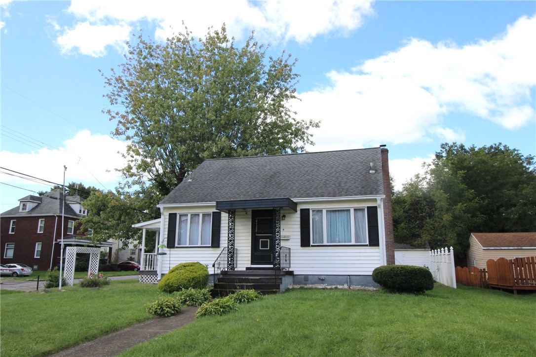 Exterior of 2303 Highland Ave, New Castle, PA 16105