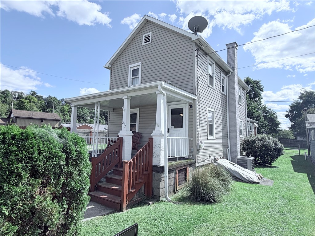 Exterior of 212 Mcclarren St, Manorville, PA 16238