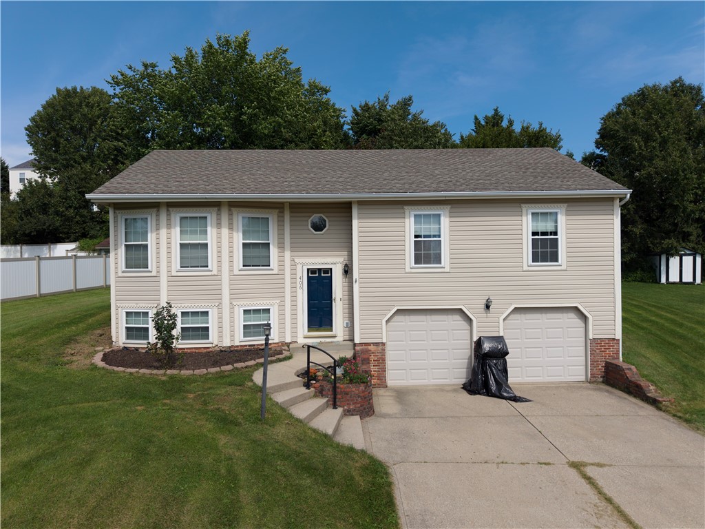Exterior of 406 S Point Ct, Mc Donald, PA 15057