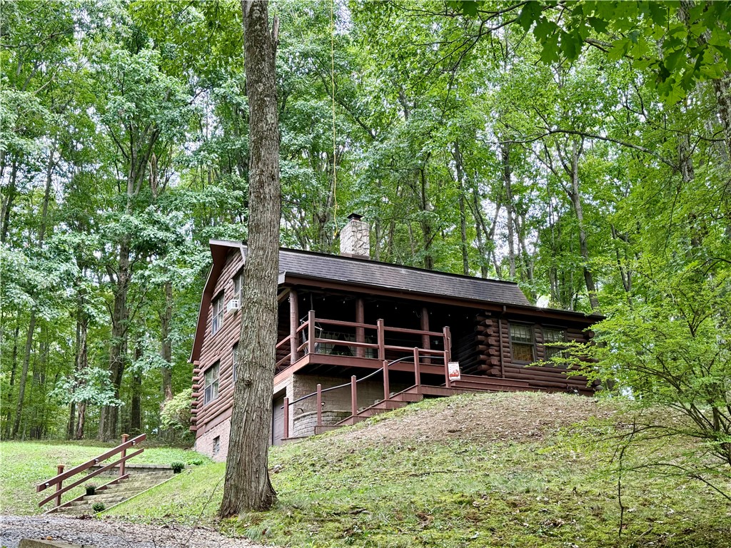 Exterior of 536 W Danville Rd, Chicora, PA 16025