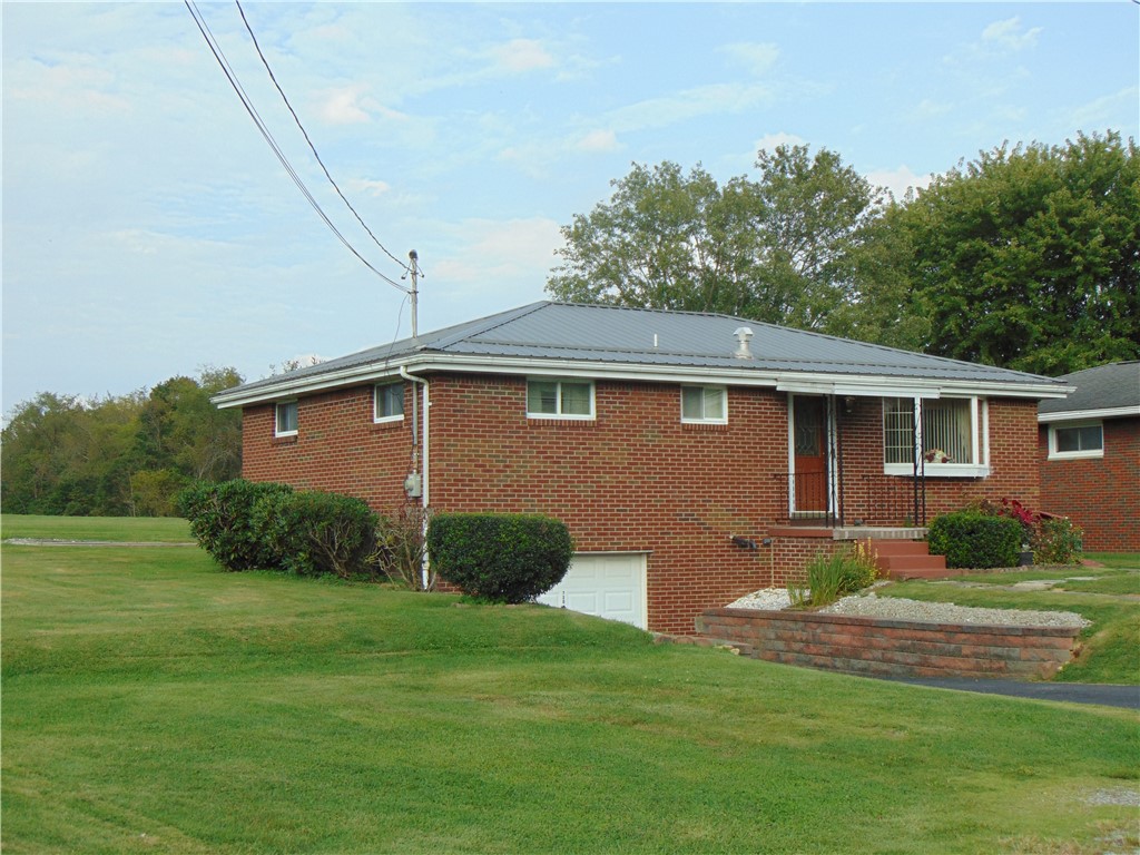 Exterior of 720 Cemetery Rd, Perryopolis, PA 15473