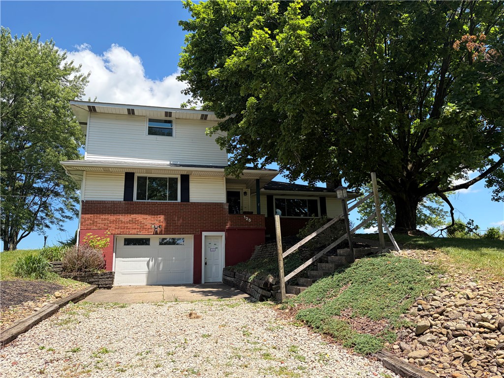 Exterior of 125 Srader Grove Rd, Freeport, PA 16229