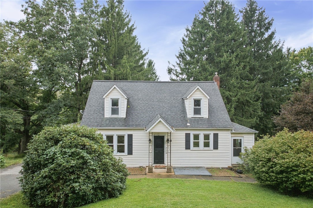 Exterior of 8 Old Plank Road, Butler, PA 16001