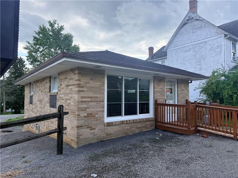 Exterior of 710 W Main St, Rural Valley, PA 16249