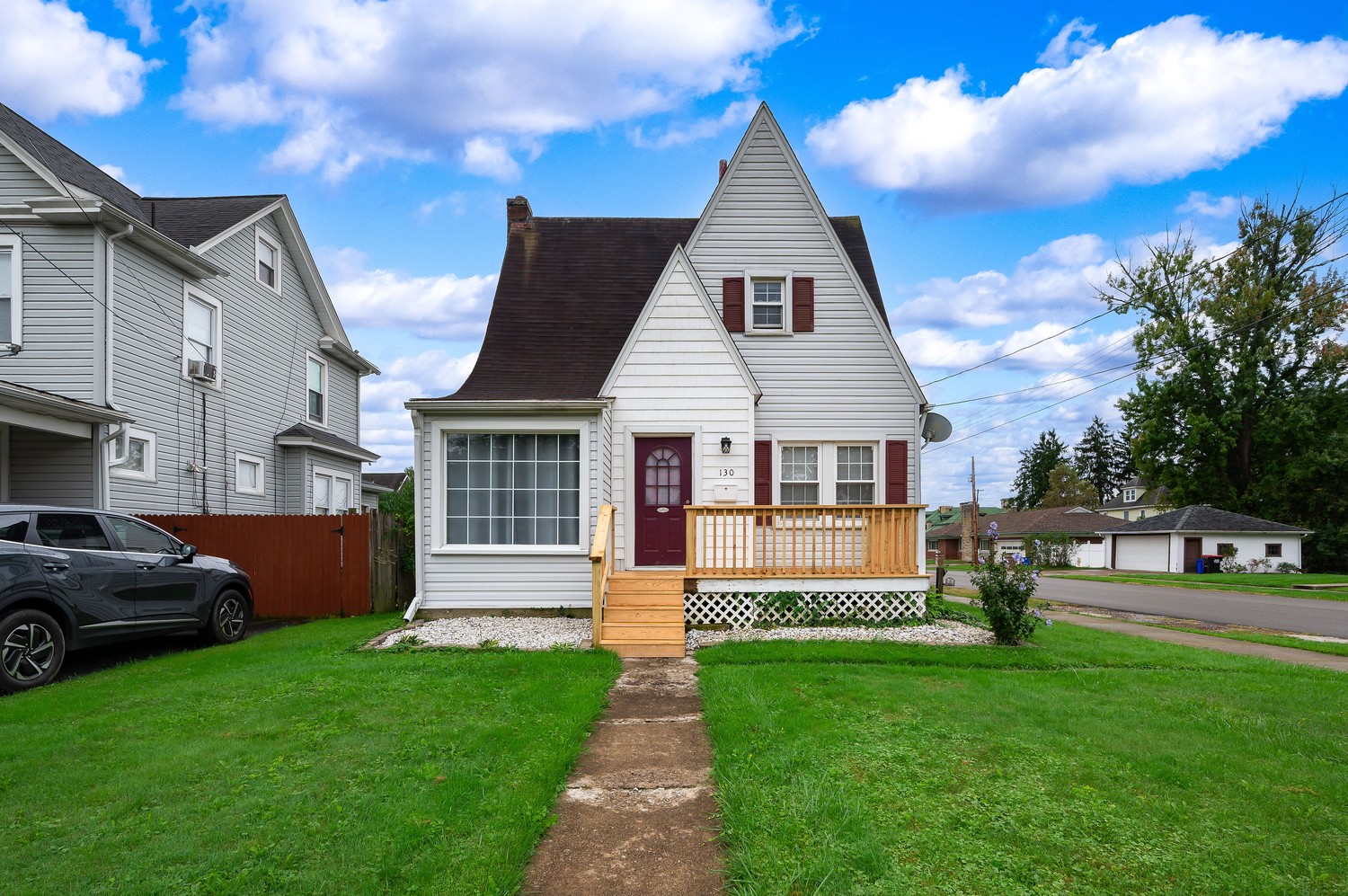 Exterior of 130 E Garfield AVENUE, New Castle, PA 16105