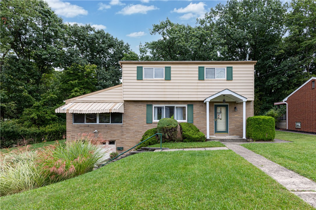 Exterior of 1203 Vivjon Dr, Homestead, PA 15120