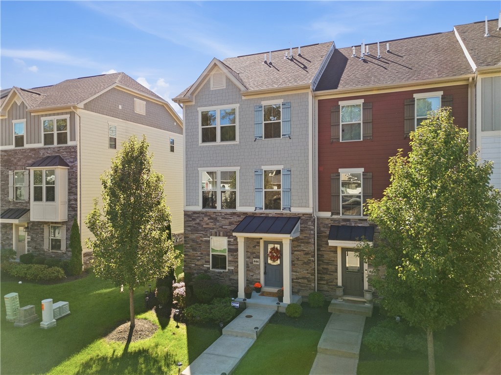 Exterior of 444 Fairmont Dr, Wexford, PA 15090