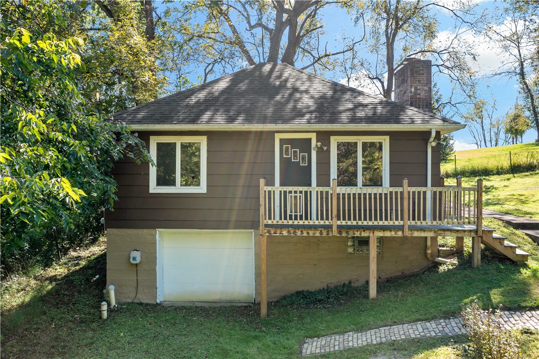 Exterior of 358 Municipal Dr, Rostraver, PA 15012