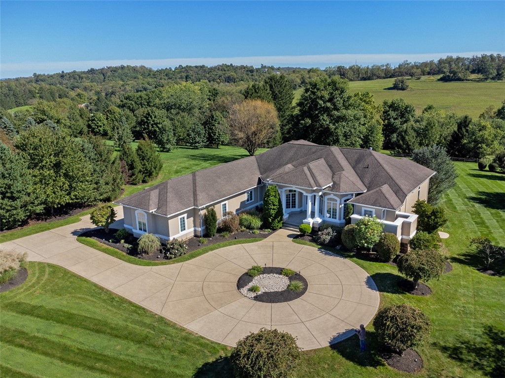 Exterior of 737 Lindwood Drive, Greensburg, PA 15601