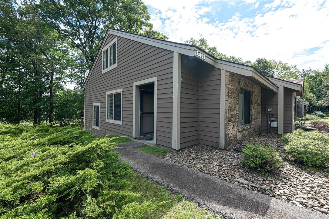 Exterior of 1491 SADDLER WAY, Hidden Valley, PA 15502
