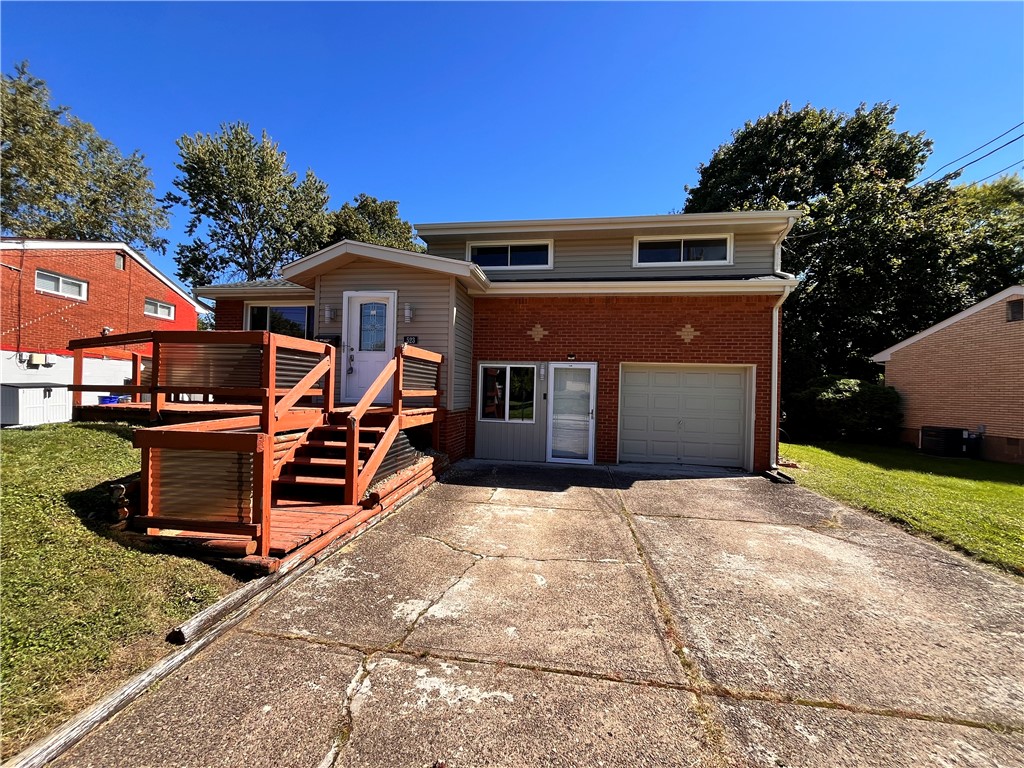 Exterior of 523 Larix Rd, Monroeville, PA 15146
