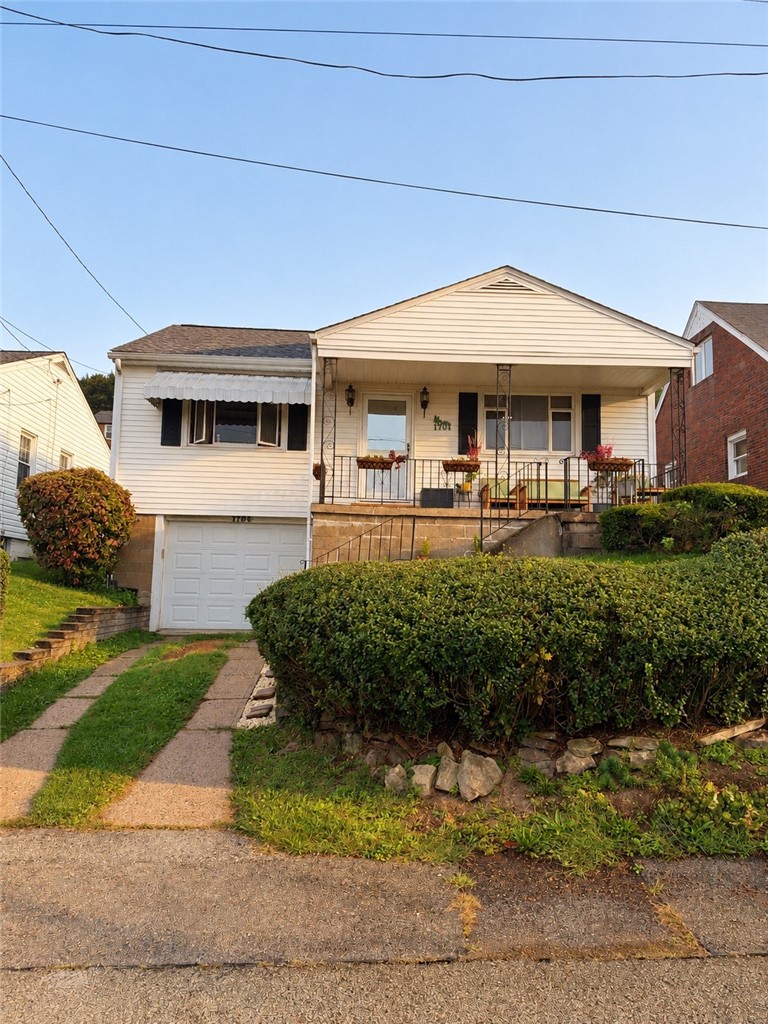 Exterior of 1704 Filmore St, Aliquippa, PA 15001