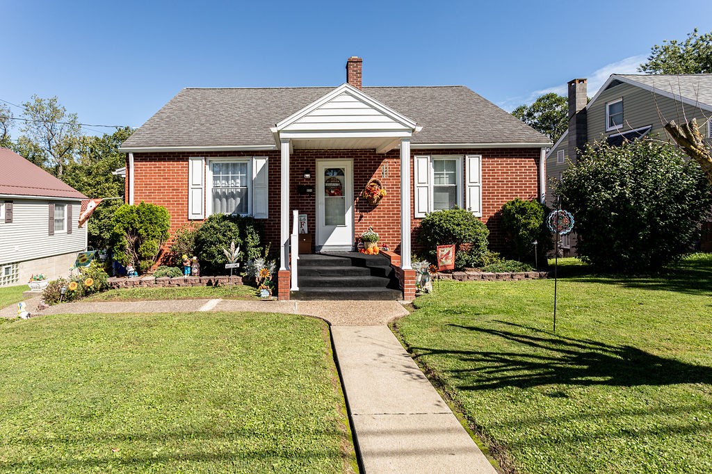 Exterior of 930 Franklin Avenue, Connellsville, PA 15425