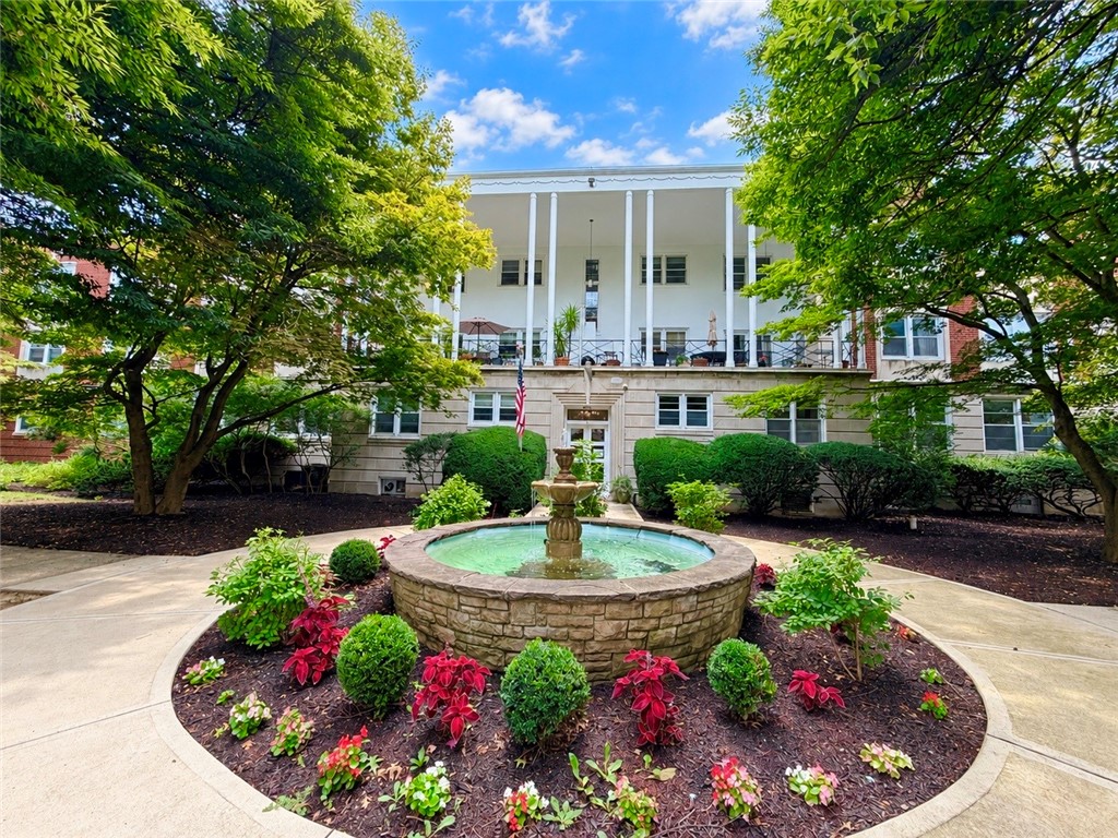 Exterior of 825 Morewood Ave G7, Pittsburgh, PA 15213