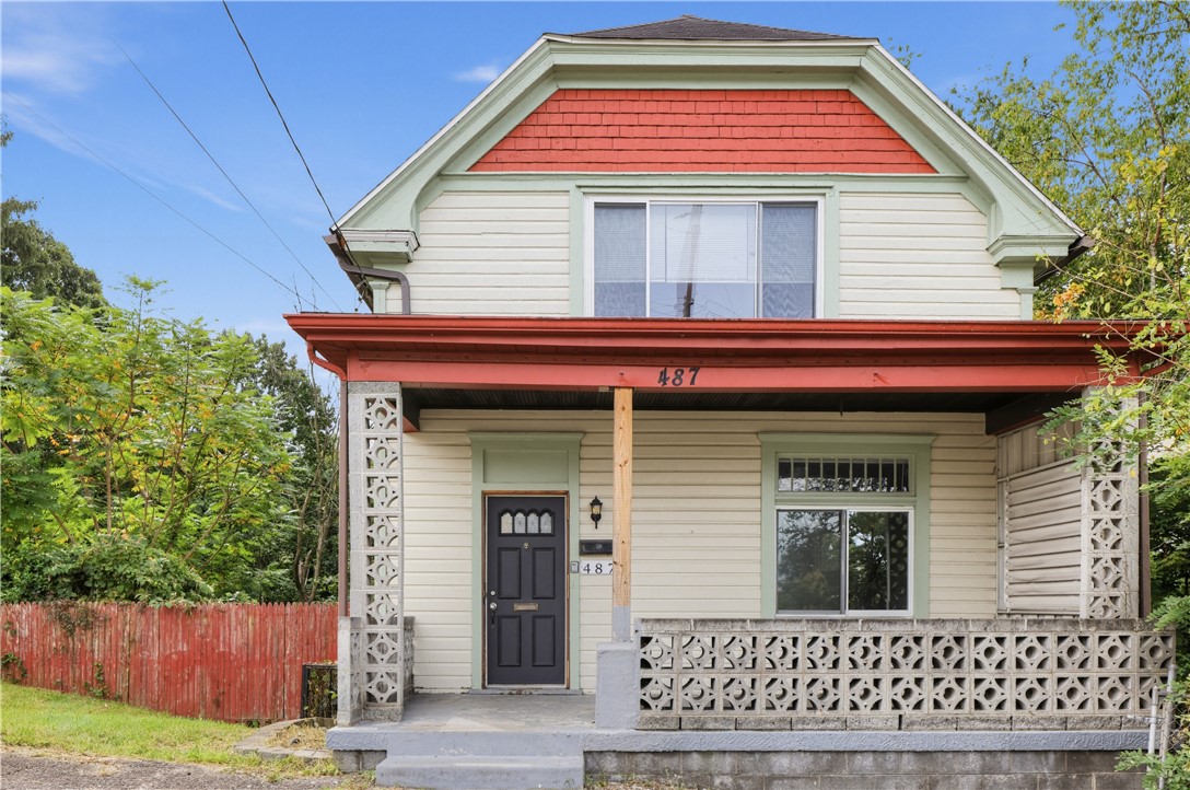Exterior of 487 Antenor Ave, Pittsburgh, PA 15210